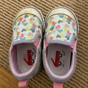 Toddler girls sneaker size 5